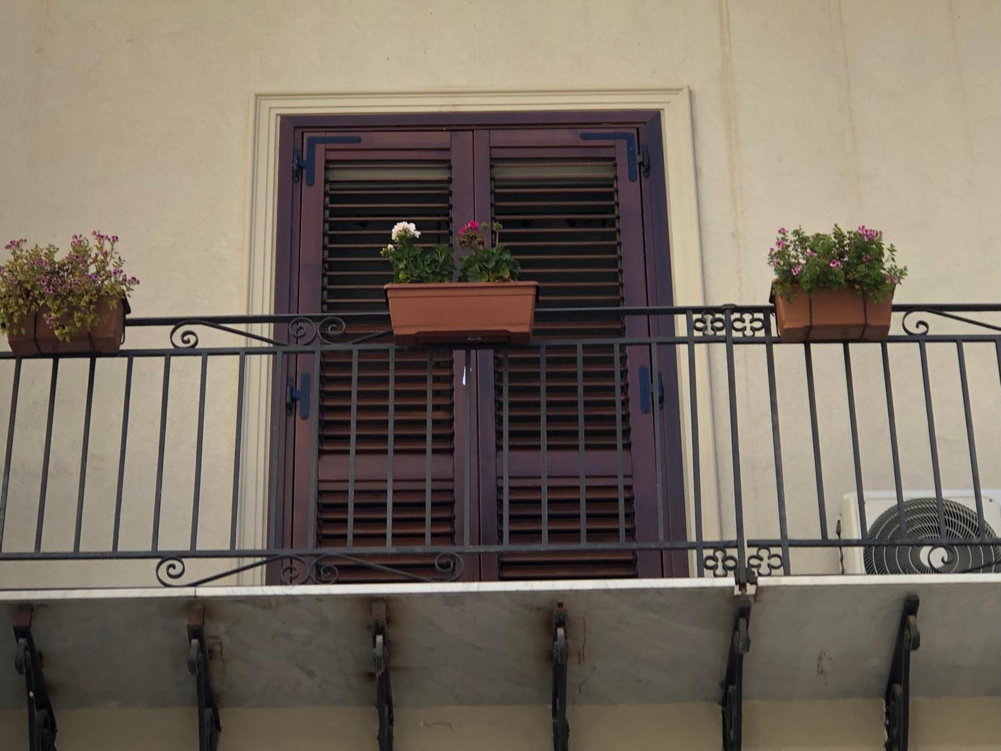 Reginella B&B Palermo Bagian luar foto